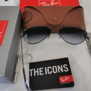 Ray-Ban Grey Sunglasses 3026 62mm